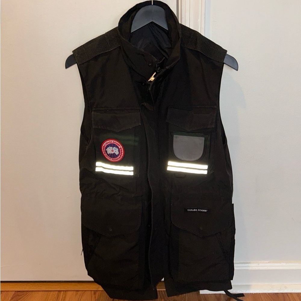 SOLD Womens Canada Goose “Uniform”  Utility Vest